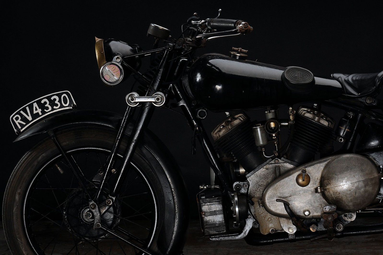 1933 Brough Superior – Revival Cycles